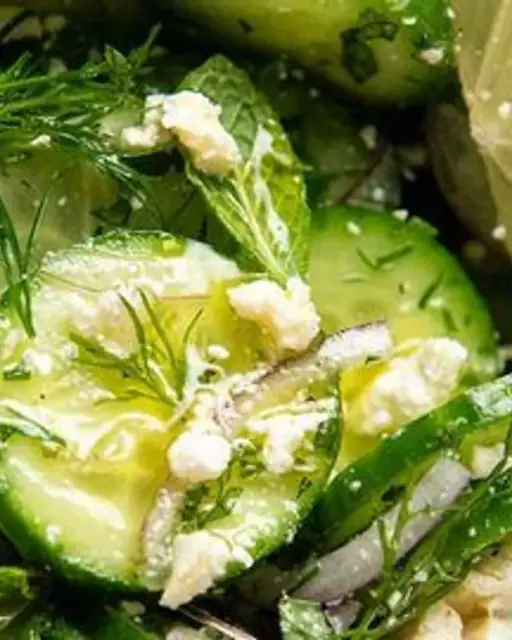 Salada Mediterrânica de Pepino