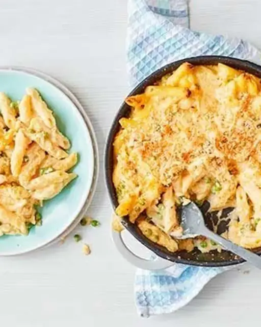 Makkaroni und Käse mit 3 Gemüsesorten